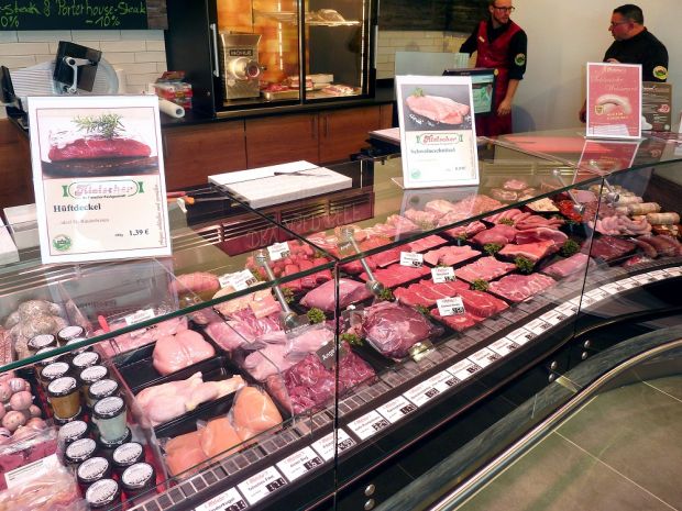 Das Konzept trägt: Das Fleisch stammt von Tieren aus umliegenden Dörfern, und es gibt jede Menge rheinische Spezialitäten. Das Konzept trägt: Das Fleisch stammt von Tieren aus umliegenden Dörfern, und es gibt jede Menge rheinische Spezialitäten.