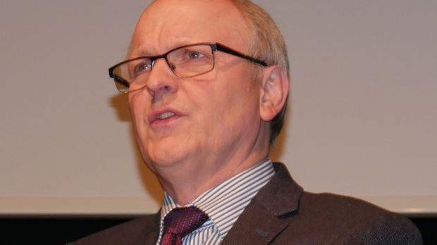 Der ISN-Vorsitzende Heinrich Dierkes sieht derzeit keine Chance, für die Ferkelkastration in Deutschland den „Vierten Weg“ zuzulassen. Der ISN-Vorsitzende Heinrich Dierkes sieht derzeit keine Chance, für die Ferkelkastration in Deutschland den „Vierten Weg“ zuzulassen.