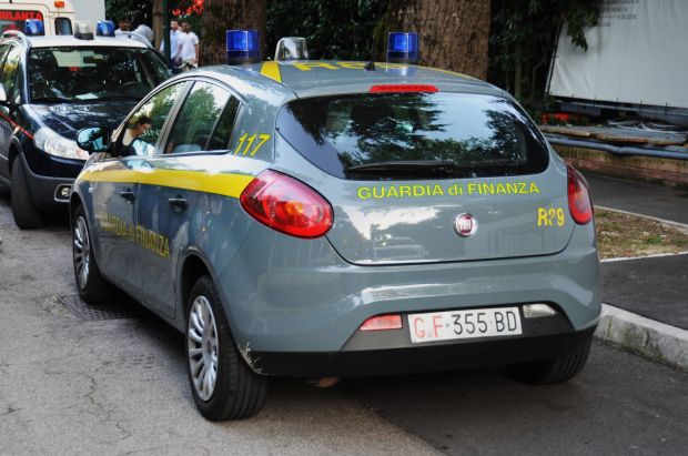 Einsatzwagen der Guardia di Finanza. Einsatzwagen der Guardia di Finanza.