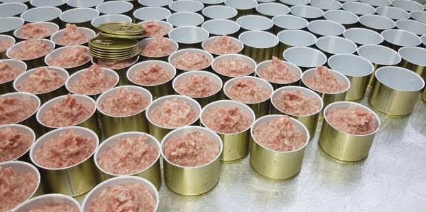 Deftiger Umsatzbringer: Fränkisches Bratwurstgehäck ist die beliebteste Dosenspezialität der Metzgerei Kleinlein. Deftiger Umsatzbringer: Fränkisches Bratwurstgehäck ist die beliebteste Dosenspezialität der Metzgerei Kleinlein.