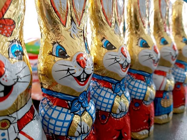 Die deutsche Süßwarenindustrie produziert zu Ostern rund 220 Millionen Hasen aus Schokolade. Die deutsche Süßwarenindustrie produziert zu Ostern rund 220 Millionen Hasen aus Schokolade.
