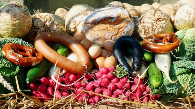 Umweltfreundlich, gesund, natürlich: Deutsche Verbraucher kaufen und konsumieren zunehmend bewusster. Umweltfreundlich, gesund, natürlich: Deutsche Verbraucher kaufen und konsumieren zunehmend bewusster.