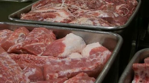 Ostasien importiert größere Mengen Schweinefleisch. Ostasien importiert größere Mengen Schweinefleisch.