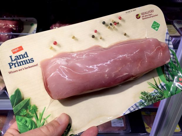Schnitzel vom Schwein aus dem Landprimus-Programm. Schnitzel vom Schwein aus dem Landprimus-Programm.