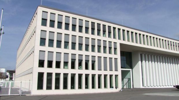 Tönnies-Verwaltungszentrale am Stammsitz in Rheda-Wiedenbrück. Tönnies-Verwaltungszentrale am Stammsitz in Rheda-Wiedenbrück.