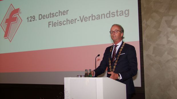 DFV-Präsident Herbert Dohrmann eröffnete den 129. Deutschen Fleischer-Verbandstag. DFV-Präsident Herbert Dohrmann eröffnete den 129. Deutschen Fleischer-Verbandstag.