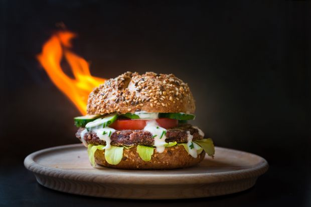Nur zwei vegane Burger überzeugten im Geschmackstest voll und ganz. Nur zwei vegane Burger überzeugten im Geschmackstest voll und ganz.