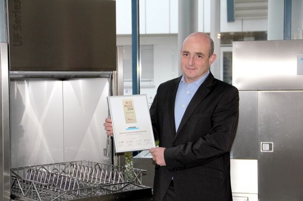 Rudi Seubert nahm die Urkunde „Best Image“ entgegen. Er leitet das Vertriebsgeschäft in Deutschland. Rudi Seubert nahm die Urkunde „Best Image“ entgegen. Er leitet das Vertriebsgeschäft in Deutschland.