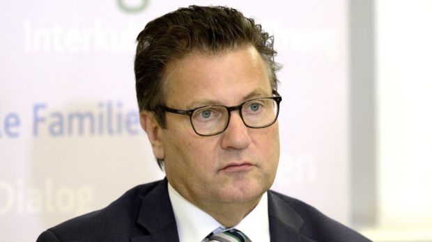 Landwirtschaftsminister Peter Hauk (Foto) soll zurücktreten, fordert der agrarpolitische Sprecher der FDP, Klaus Hoher. Landwirtschaftsminister Peter Hauk (Foto) soll zurücktreten, fordert der agrarpolitische Sprecher der FDP, Klaus Hoher.