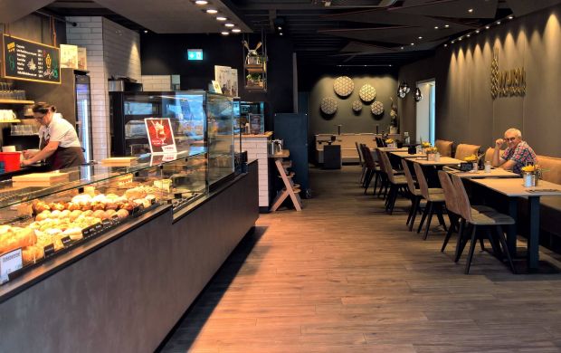 Die Umsätze in den Backerei-Cafés sind seit dem Beginn der Corona-Krise eingebrochen. Die komplette Schließung im November trifft die Unternehmen hart. Die Umsätze in den Backerei-Cafés sind seit dem Beginn der Corona-Krise eingebrochen. Die komplette Schließung im November trifft die Unternehmen hart.