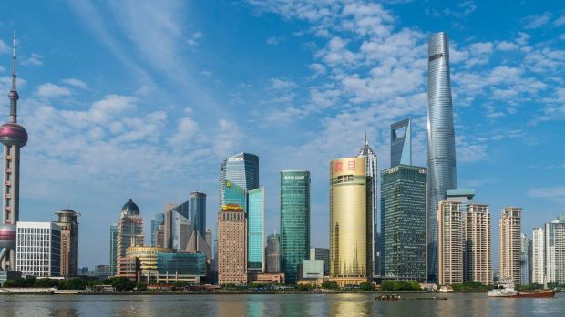 Alleine im Großraum Shanghai leben rund 24 Mio. Menschen. Alleine im Großraum Shanghai leben rund 24 Mio. Menschen.