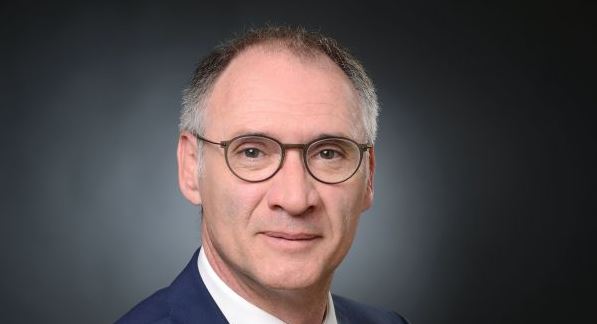 Dr. Karsten Maier vertritt die Fleischwirtschaft in Brüssel. Dr. Karsten Maier vertritt die Fleischwirtschaft in Brüssel.