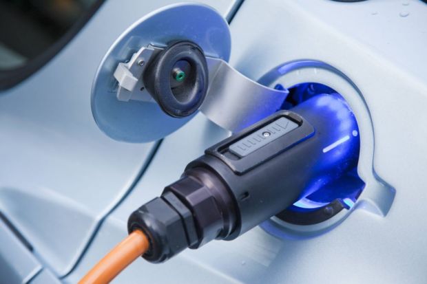 Elektromobilität: Energiegeladen ins Jahr 2021. Elektromobilität: Energiegeladen ins Jahr 2021.