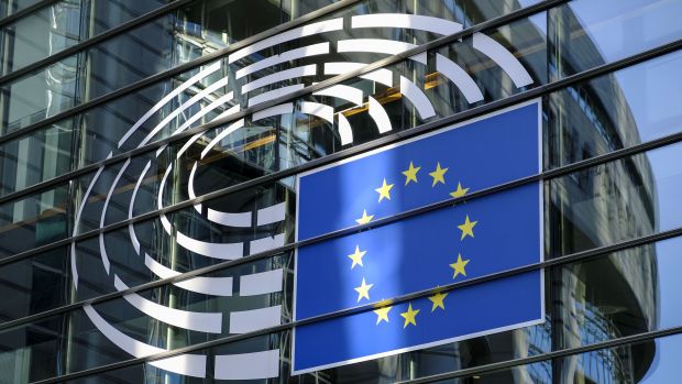 Logo des Europäischen Parlaments in Brüssel. Logo des Europäischen Parlaments in Brüssel.