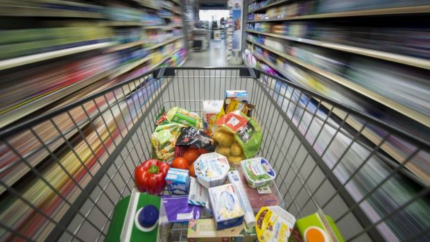 Überdurchschnittliche Preisanhebungen gab es für Obst mit 5,8 Prozent sowie für Fleisch und Fleischwaren mit 4,8 Prozent. Überdurchschnittliche Preisanhebungen gab es für Obst mit 5,8 Prozent sowie für Fleisch und Fleischwaren mit 4,8 Prozent.