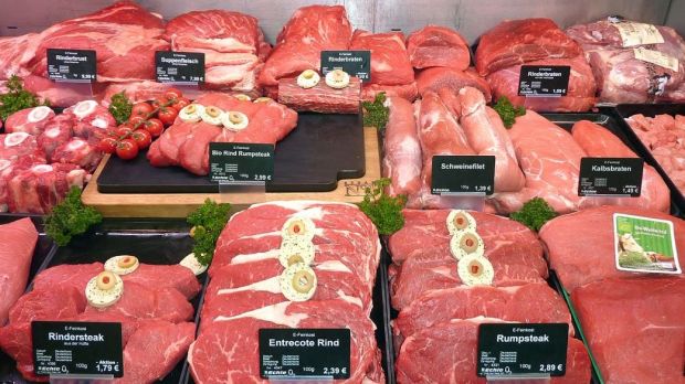Die Grünen fordern einen Mindestpreis für Fleisch und einen Tierschutzcent. Die Grünen fordern einen Mindestpreis für Fleisch und einen Tierschutzcent.