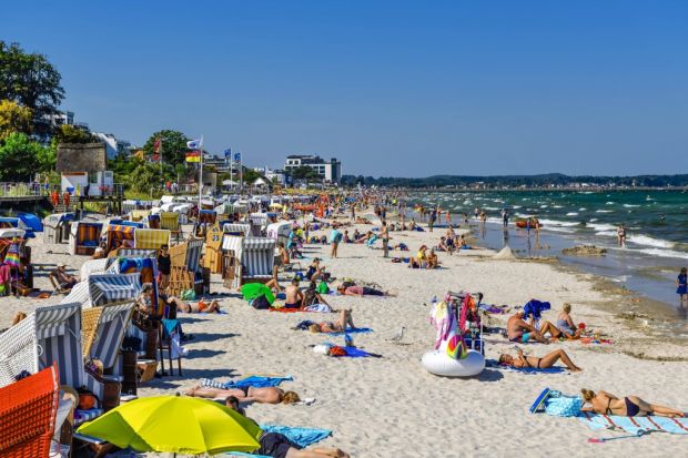 Mit dem Urlaub finden viele deutsche Konsumenten allmählich den Weg zurück in die Normalität. Das freut vor allem Hotellerie und Gastronomie sowie den Groß- und Einzelhandel. Mit dem Urlaub finden viele deutsche Konsumenten allmählich den Weg zurück in die Normalität. Das freut vor allem Hotellerie und Gastronomie sowie den Groß- und Einzelhandel.