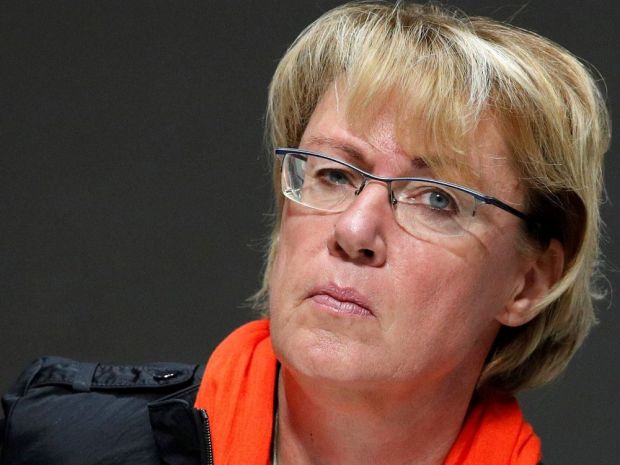 Barbara Otte-Kinast fordert von der Fleischbranche, die Pandemiepläne nochmals zu überprüfen. Barbara Otte-Kinast fordert von der Fleischbranche, die Pandemiepläne nochmals zu überprüfen.