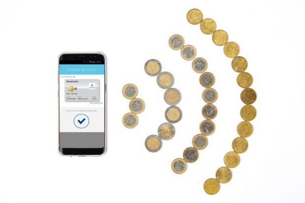 Am liebsten zahlen die Deutschen immer noch mit Bargeld. Aber immer öfter auch per Smartphone. Am liebsten zahlen die Deutschen immer noch mit Bargeld. Aber immer öfter auch per Smartphone.