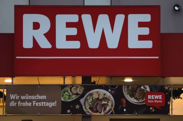 Rewe will für Schweinefleisch Preise zahlen, die dem Marktniveau vor Ausbruch der ASP entsprechen. Rewe will für Schweinefleisch Preise zahlen, die dem Marktniveau vor Ausbruch der ASP entsprechen.