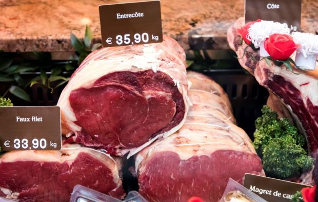 Bei den meisten Fleischarten war der Verbrauch im vergangenen Jahr geringer. Bei den meisten Fleischarten war der Verbrauch im vergangenen Jahr geringer.