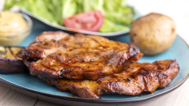 Die Schließung der Gastronomie bremst den Absatz von Schweinefleisch aus. Die Schließung der Gastronomie bremst den Absatz von Schweinefleisch aus.